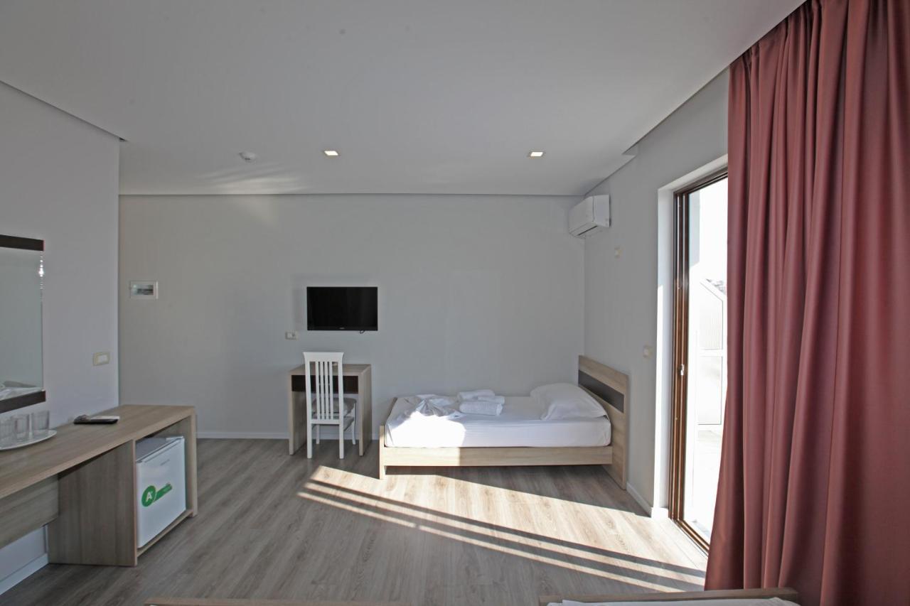 Hotel Star