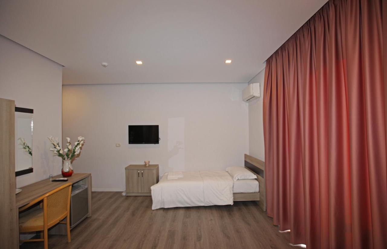 Hotel Star 3* Sarandë