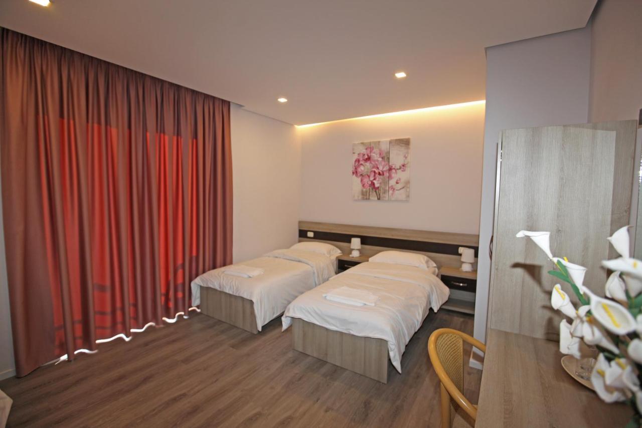 Hotel Star 3* Sarandë