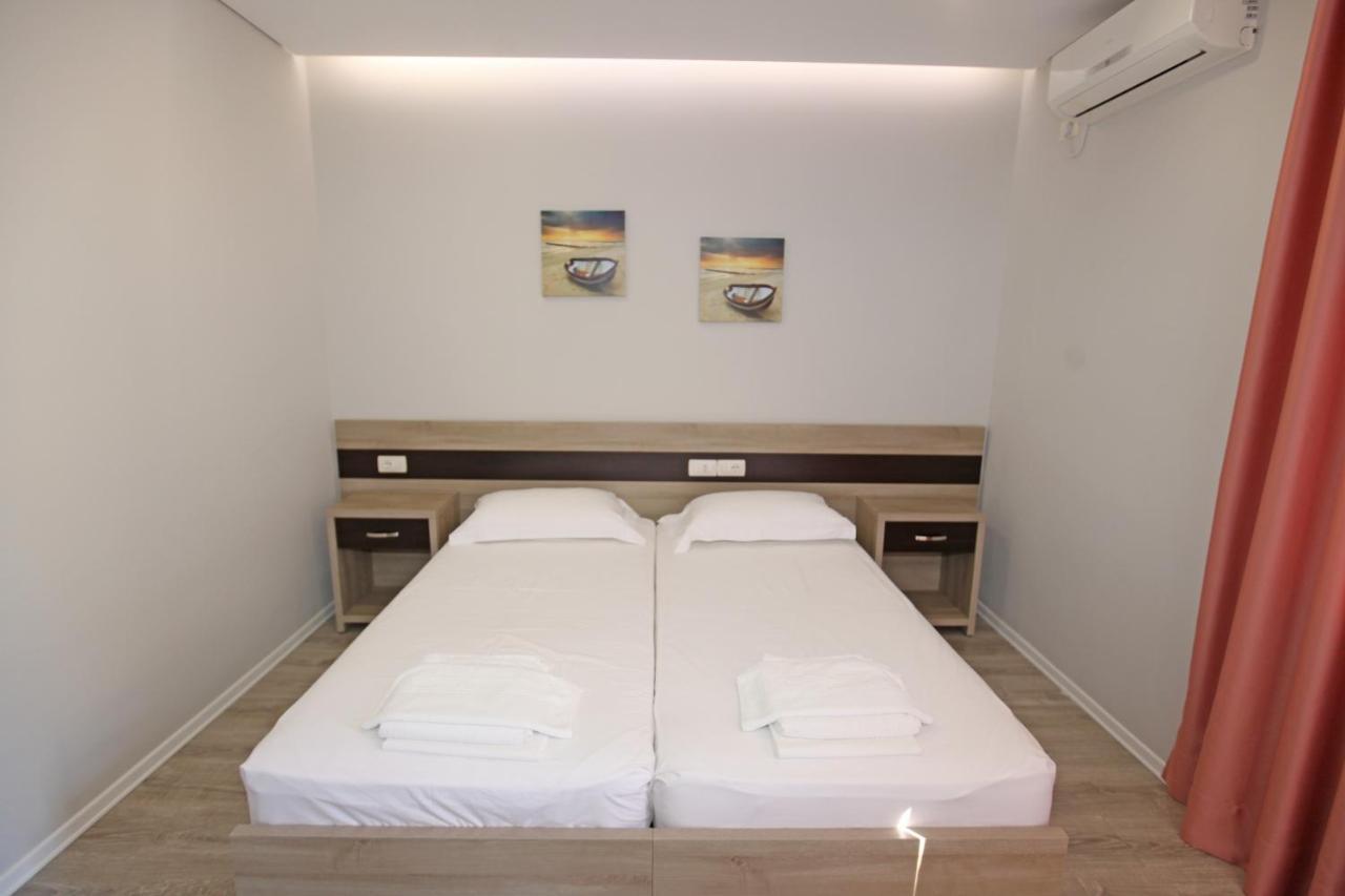 Hotel Star 3* Sarandë