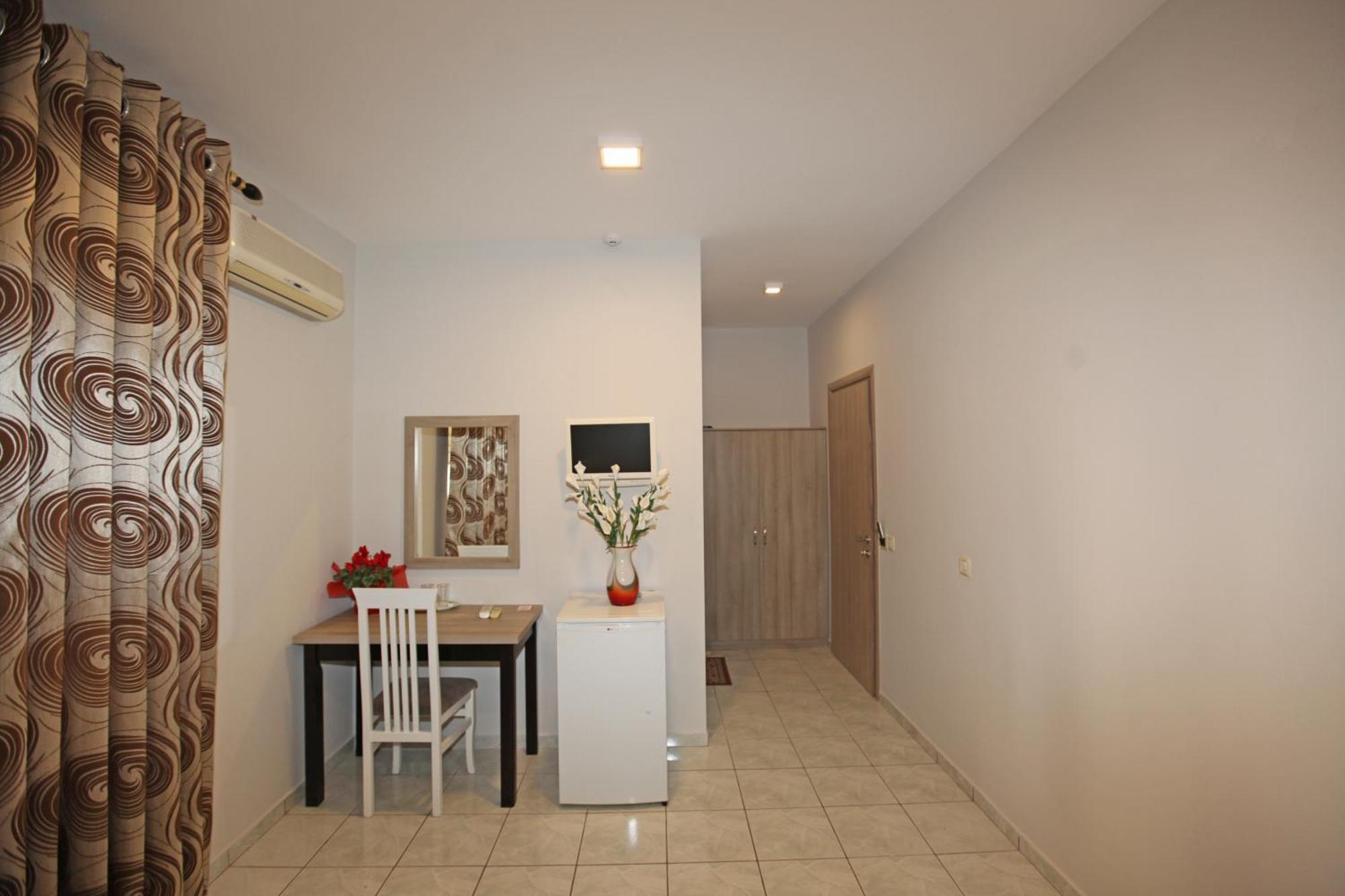 Hotel Star 3* Sarandë